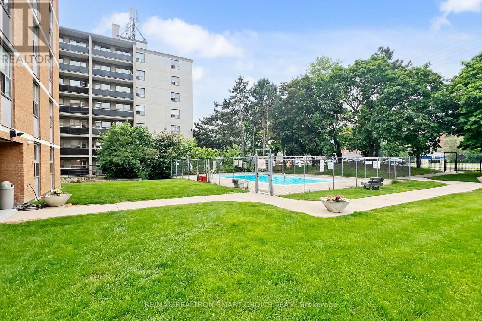 506 - 180 DUDLEY AVENUE Image 23