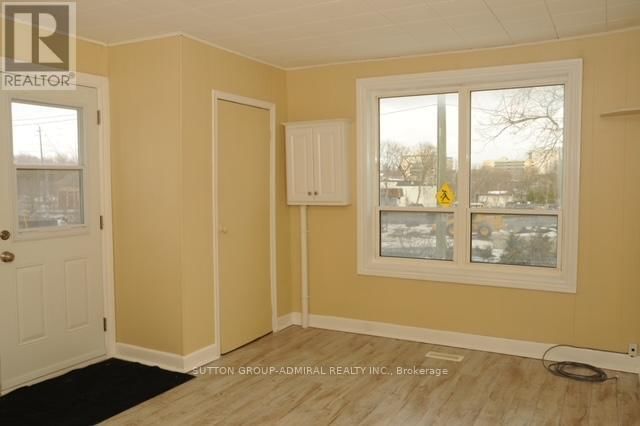 32-34 SUPERIOR STREET Image 3