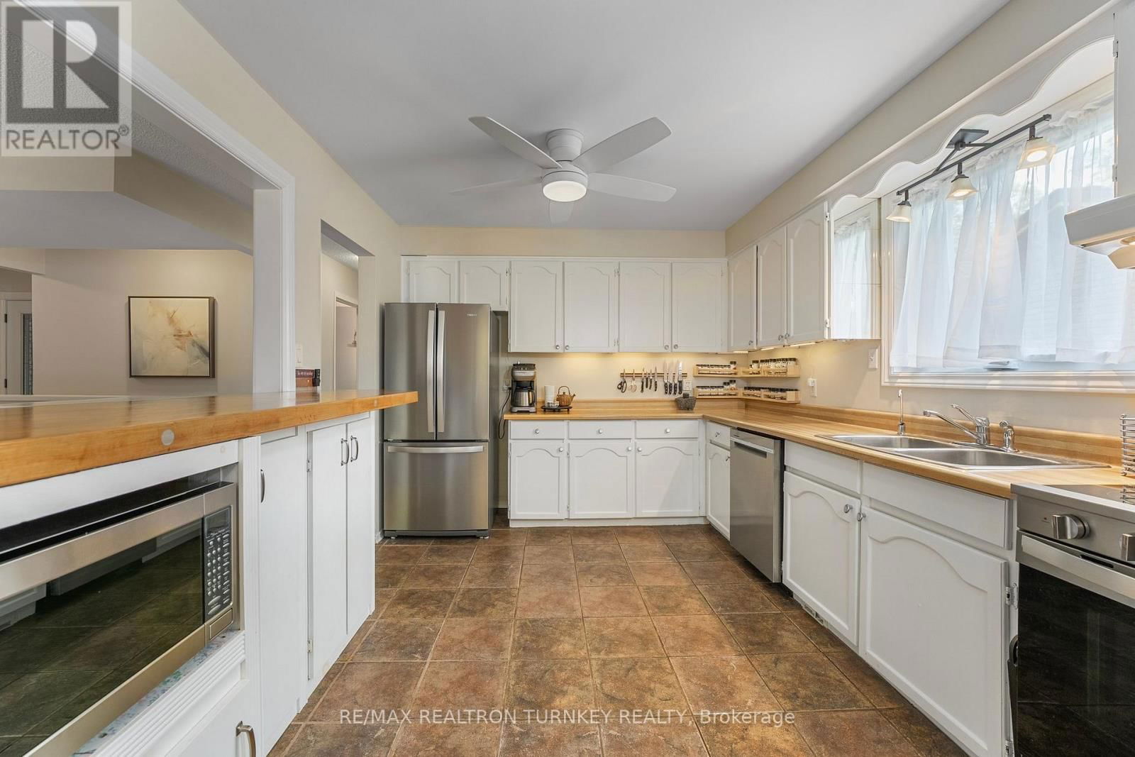 58 OLIVE STREET Image 13