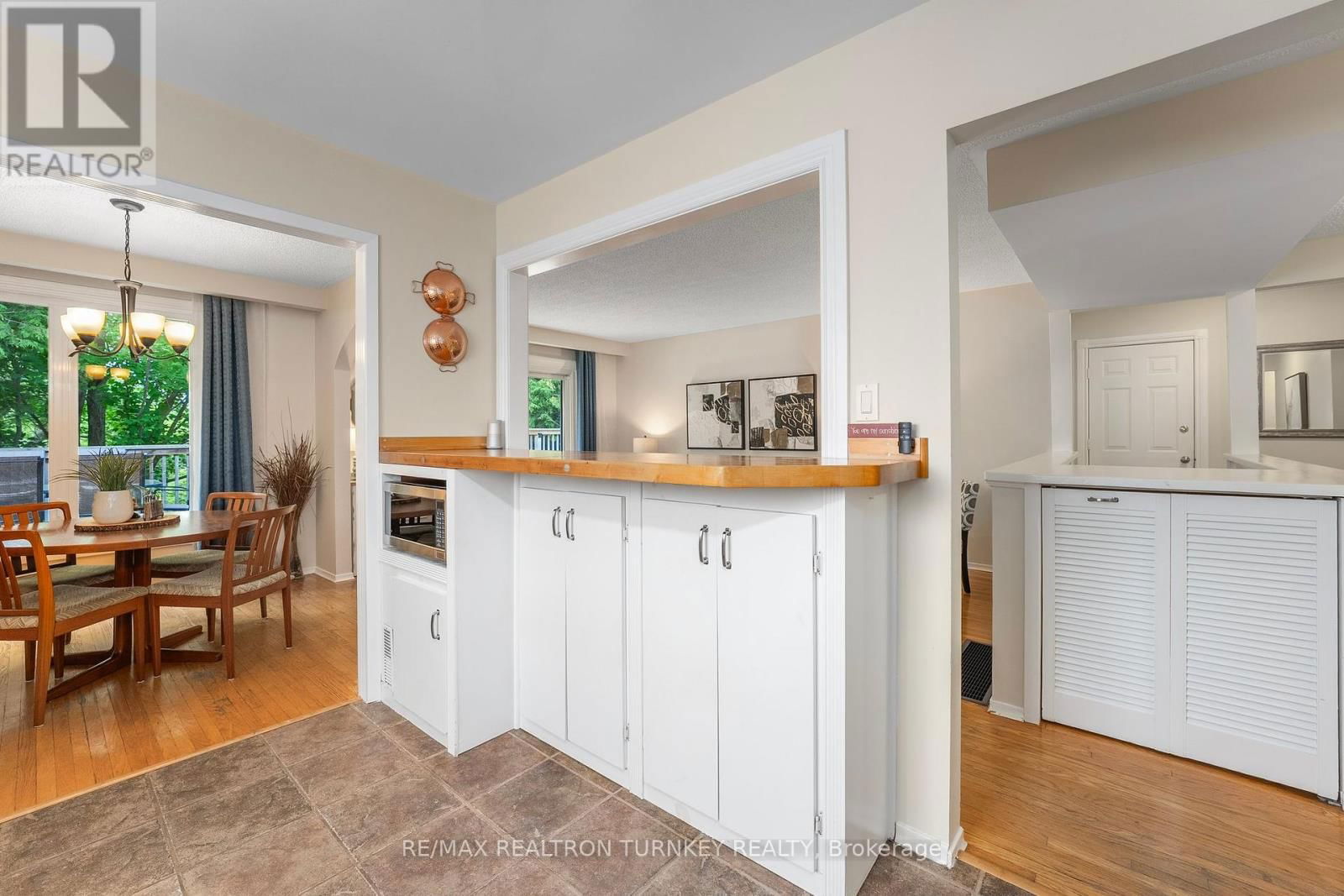 58 OLIVE STREET Image 15