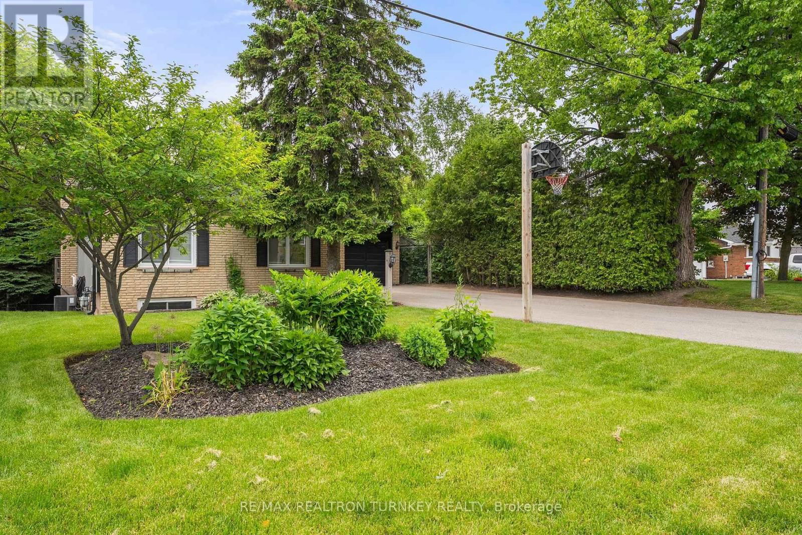 58 OLIVE STREET Image 4
