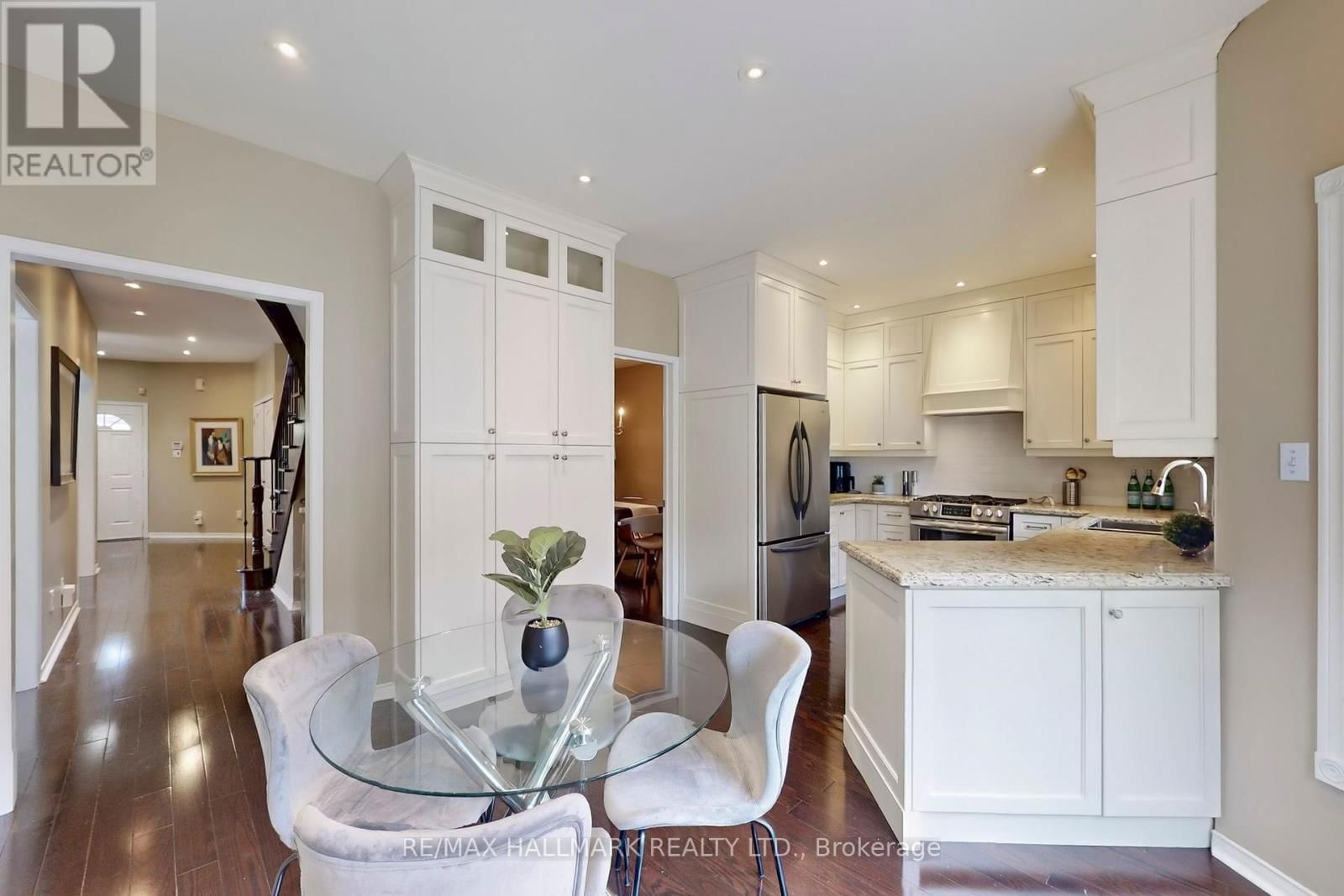 92 CANYON HILL AVENUE Image 15