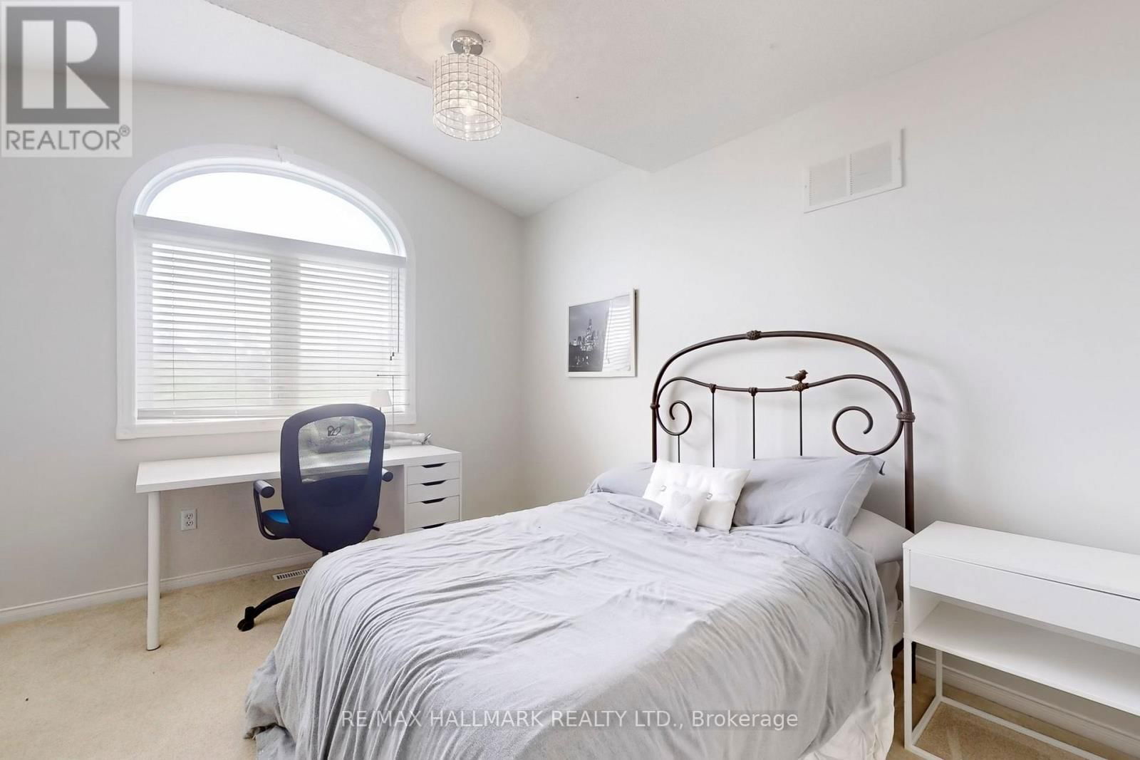 92 CANYON HILL AVENUE Image 31
