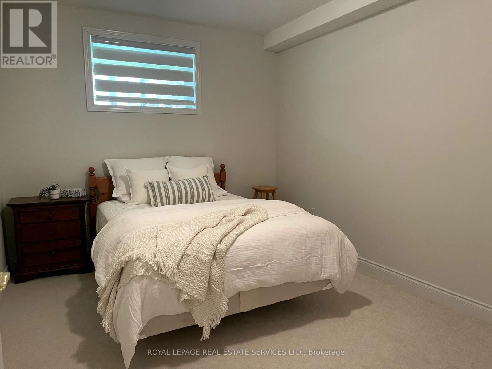 23 - 62 RENAISSANCE POINT Image 11