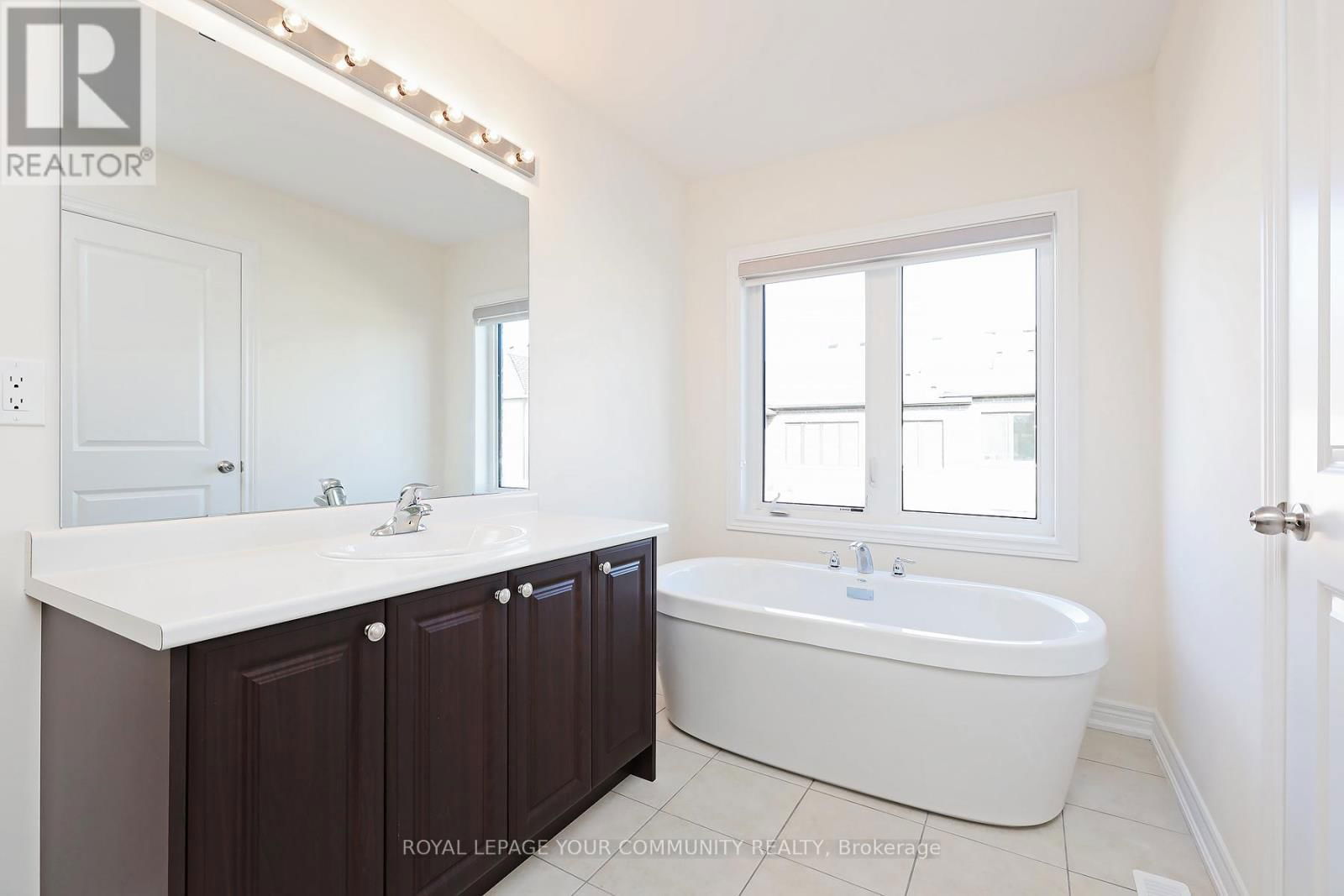 81 BOUNDARY BOULEVARD Image 20