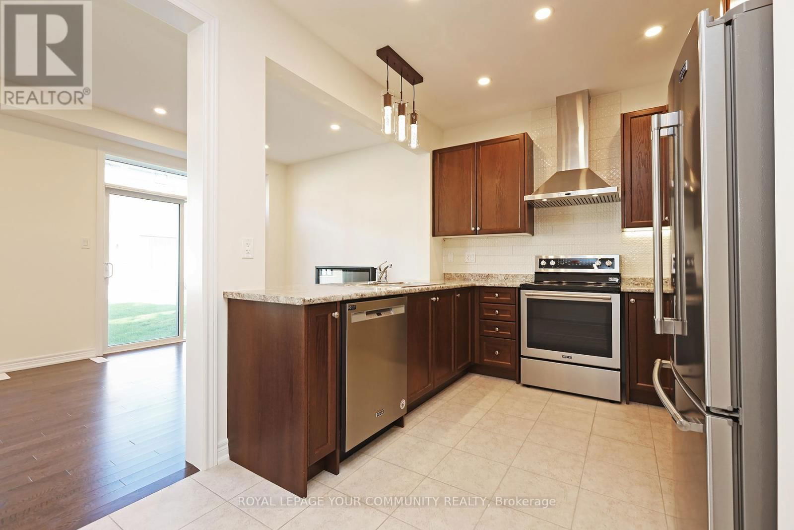 81 BOUNDARY BOULEVARD Image 7