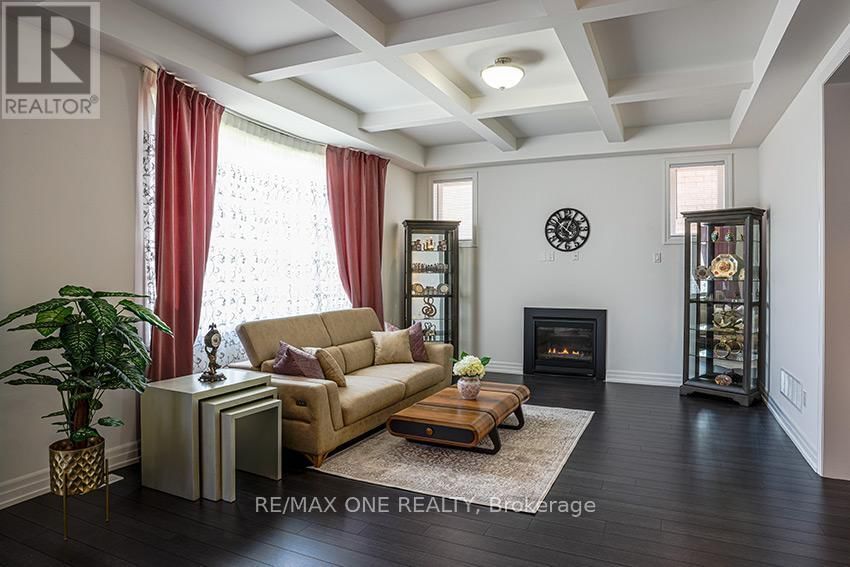 18 FRANK KELLY DRIVE Image 18
