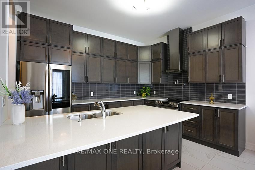 18 FRANK KELLY DRIVE Image 20