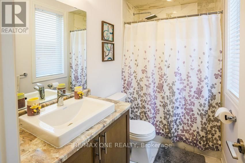 18 FRANK KELLY DRIVE Image 25