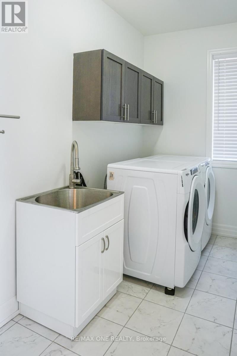 18 FRANK KELLY DRIVE Image 26