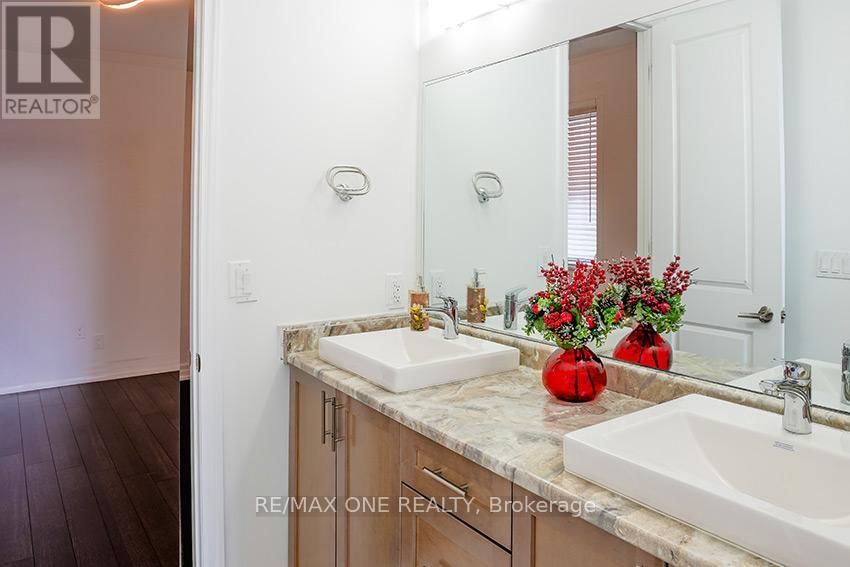 18 FRANK KELLY DRIVE Image 28