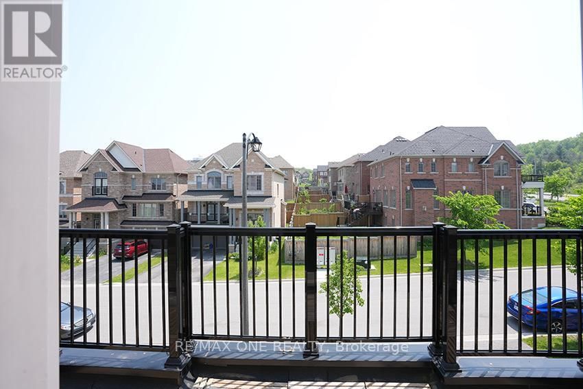 18 FRANK KELLY DRIVE Image 33