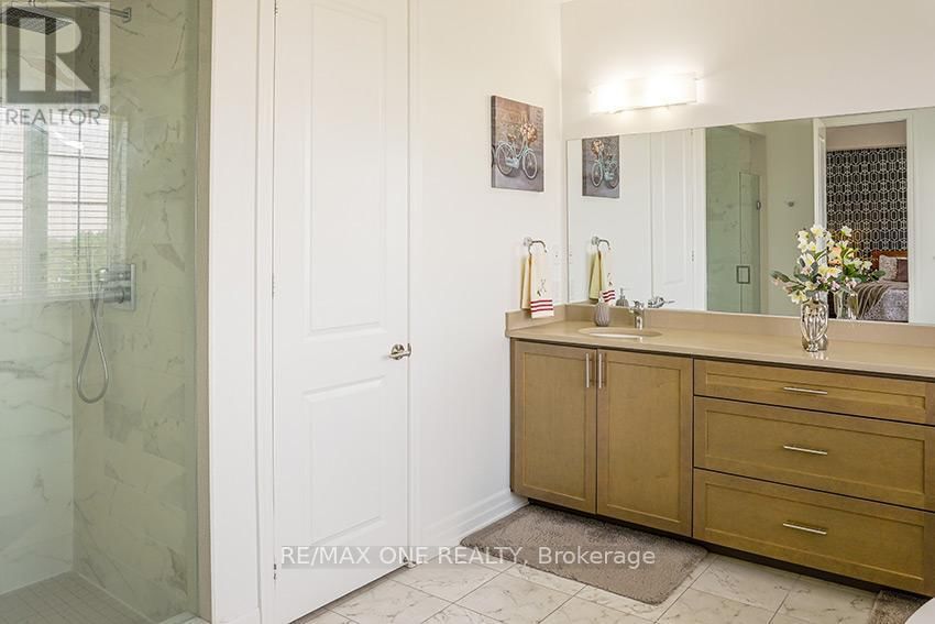 18 FRANK KELLY DRIVE Image 38