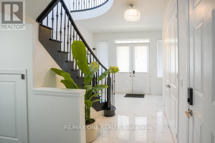 18 FRANK KELLY DRIVE Image 4