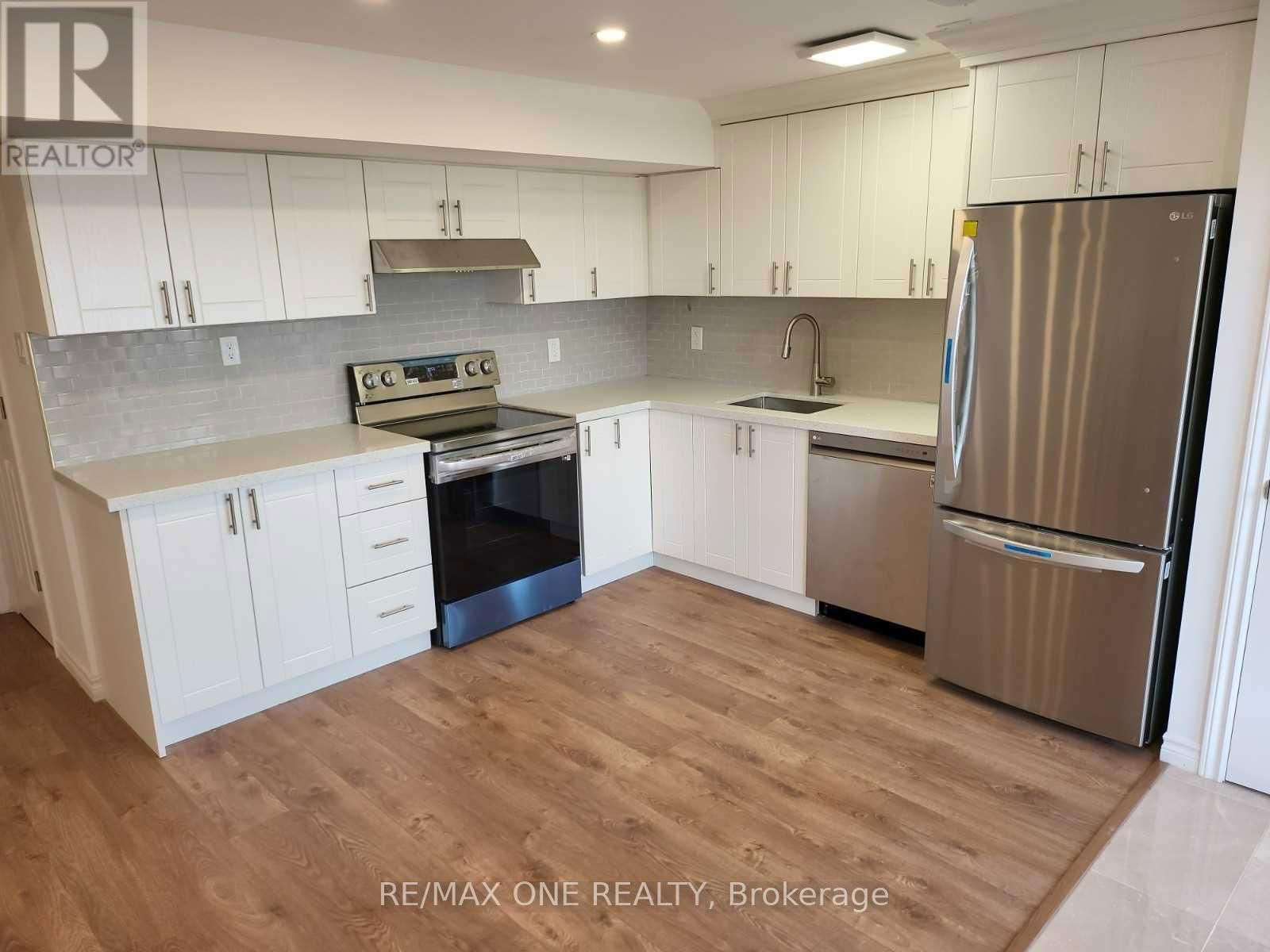 18 FRANK KELLY DRIVE Image 42