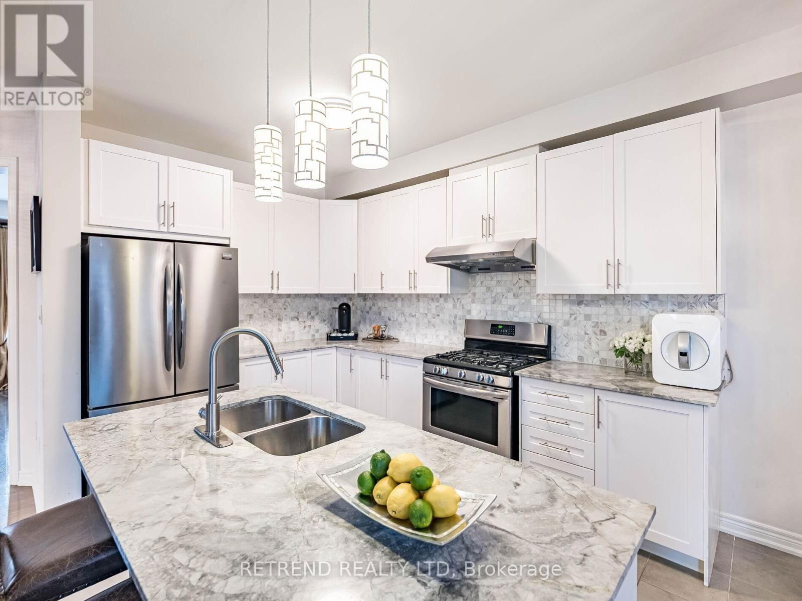 119 BARONS STREET Image 16