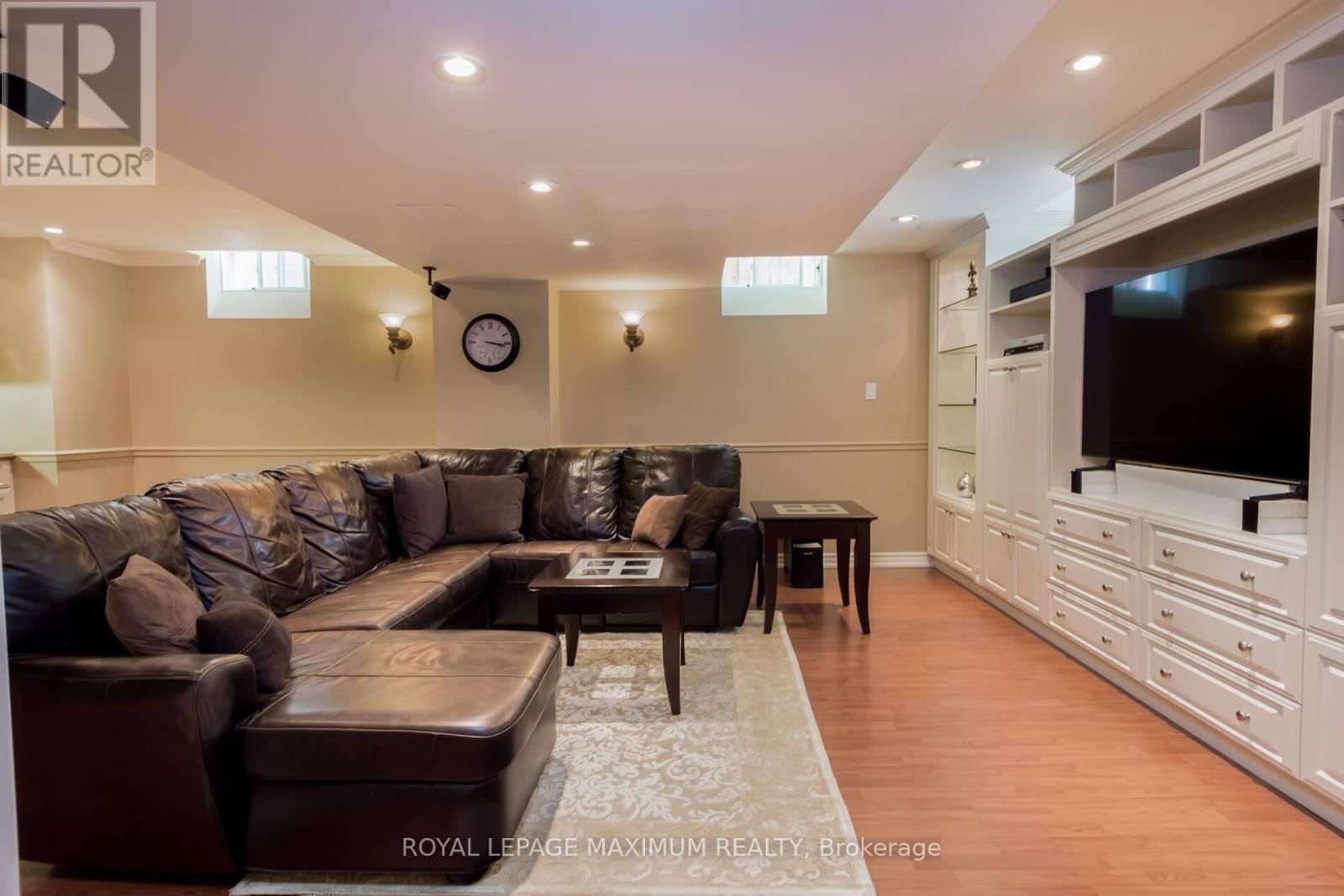 16 SAINT CLARE BOULEVARD Image 23