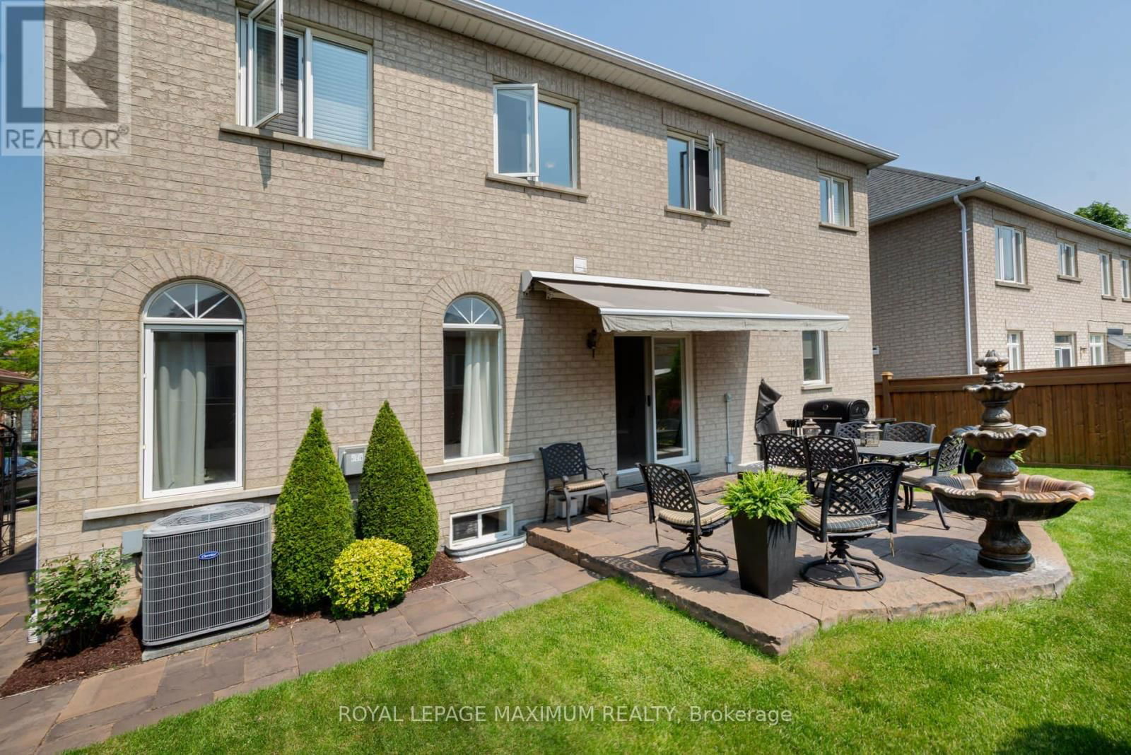 16 SAINT CLARE BOULEVARD Image 30