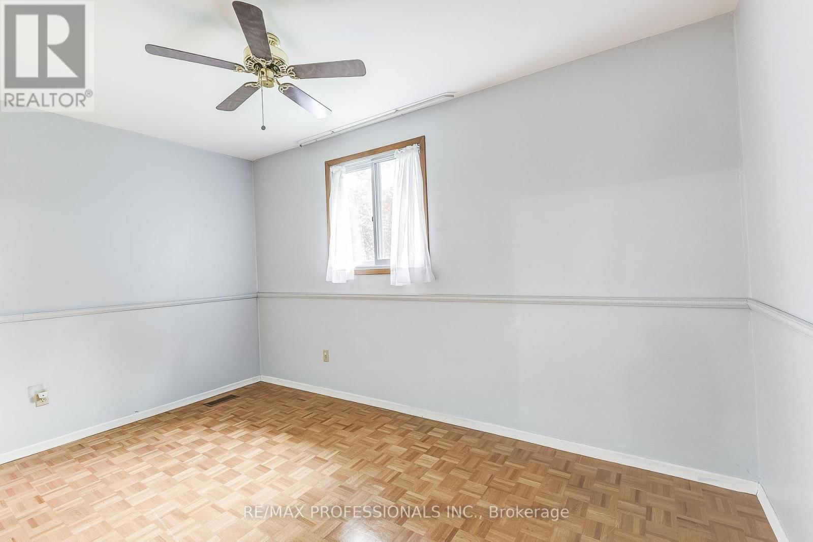 11 SHADBOLT COURT Image 20