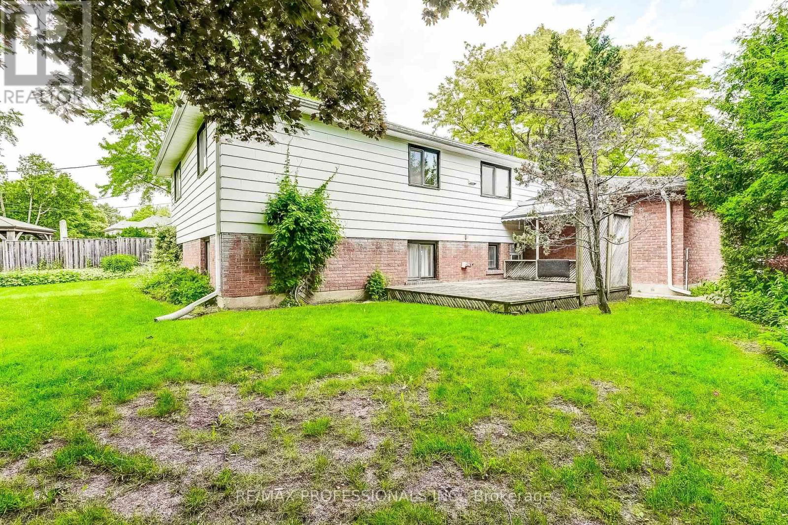 11 SHADBOLT COURT Image 39