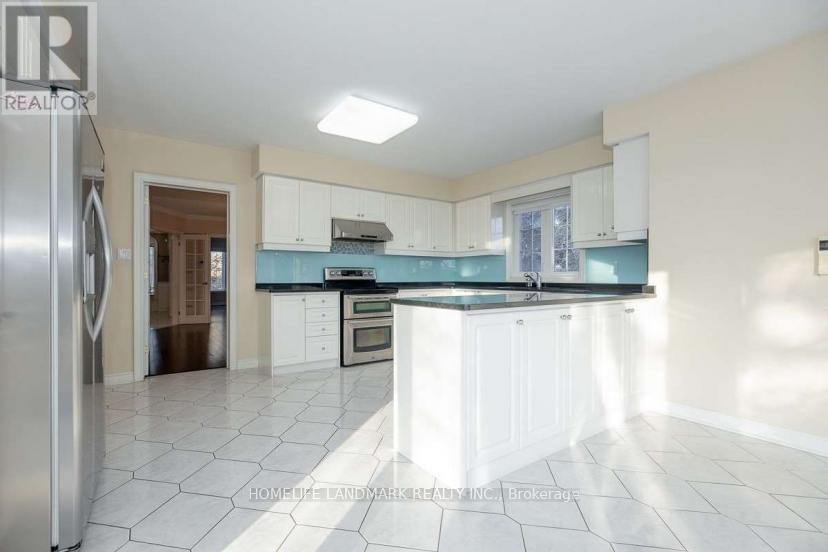 46 GREEN ASH CRESCENT Image 12