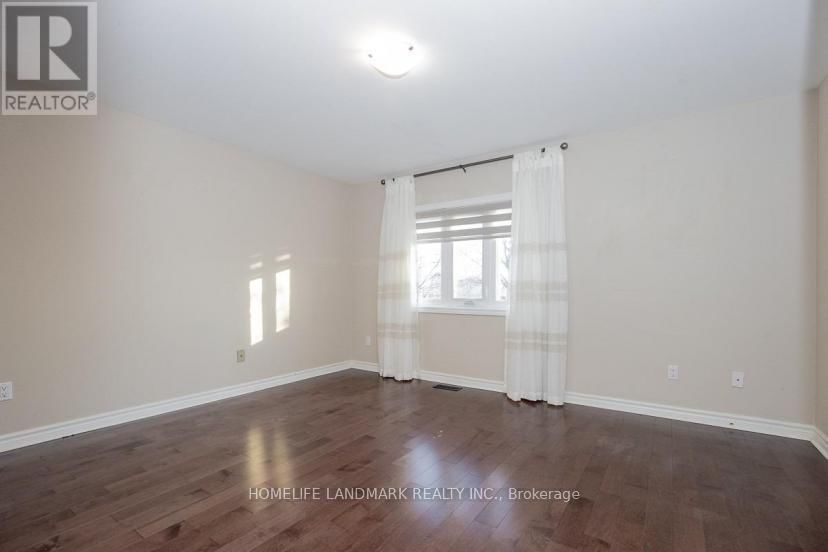 46 GREEN ASH CRESCENT Image 21