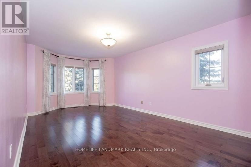 46 GREEN ASH CRESCENT Image 22
