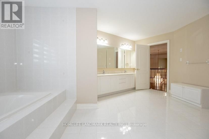 46 GREEN ASH CRESCENT Image 24