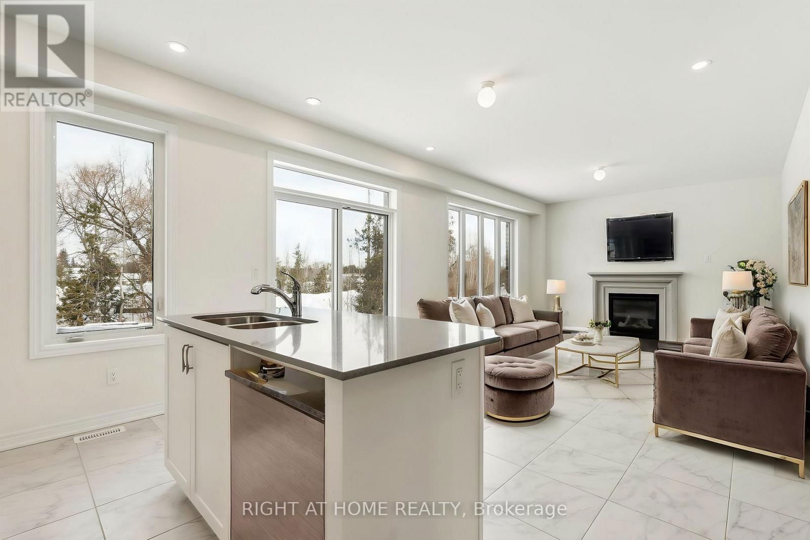 1286 DAVIS LOOP Image 11