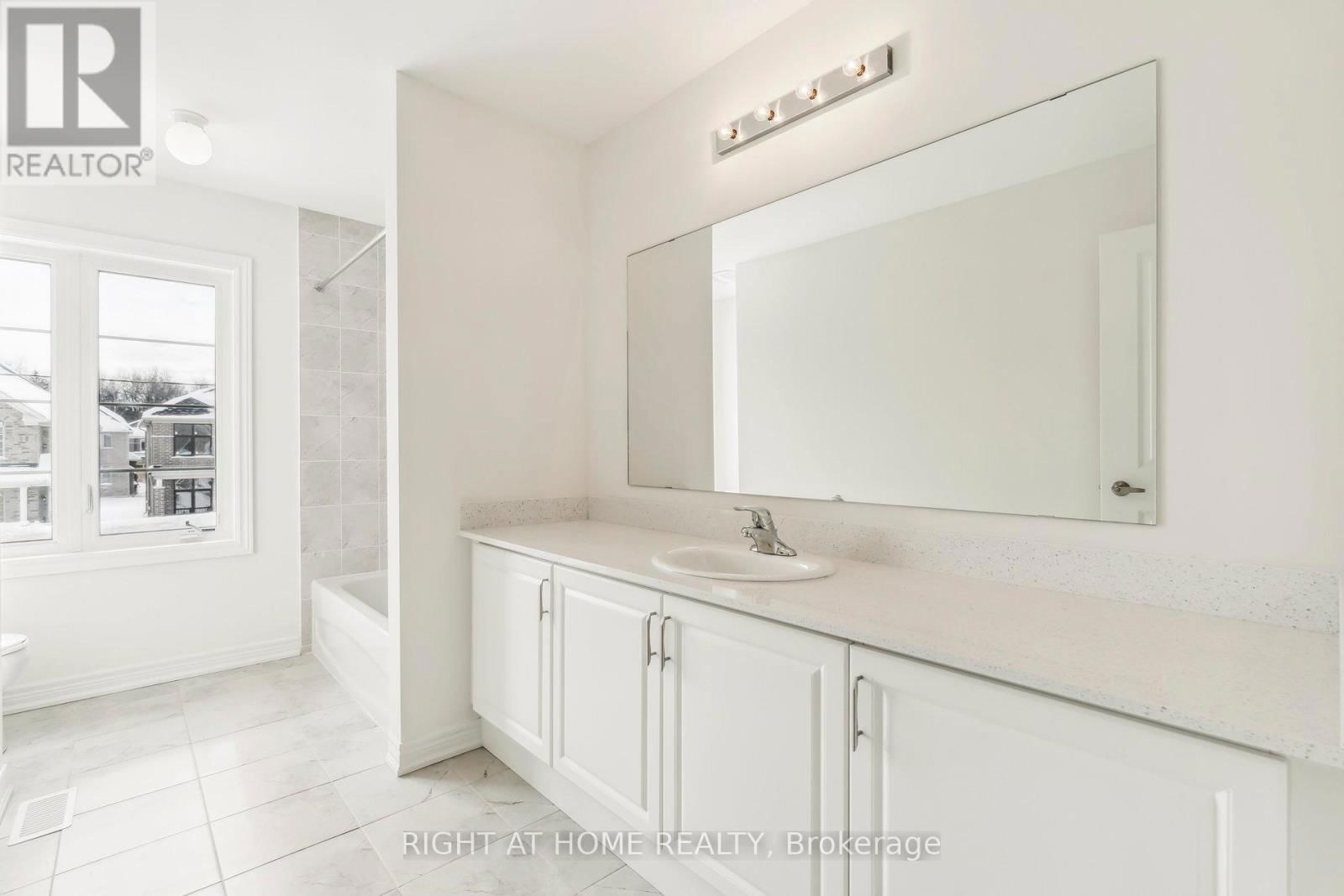 1286 DAVIS LOOP Image 21