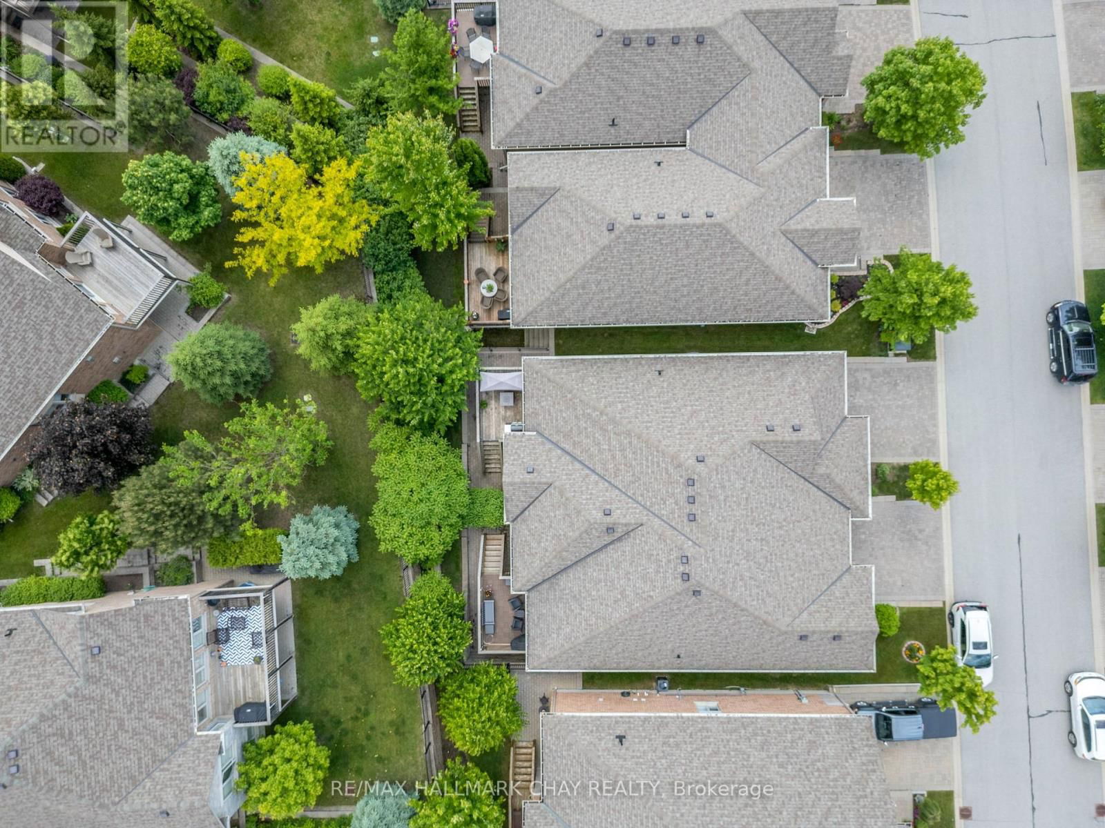 17 HILLCREST DRIVE Image 35