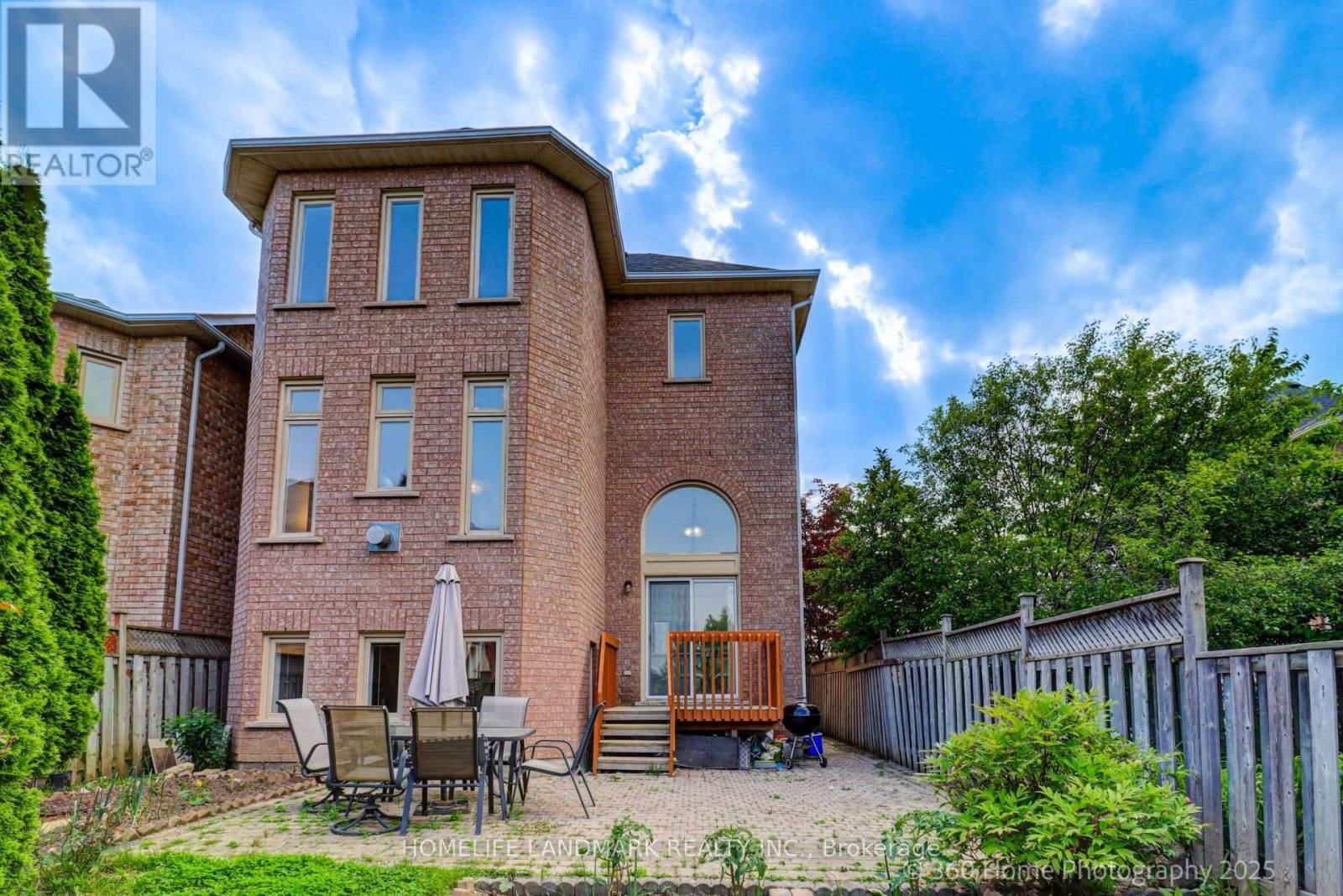 211 FRANK ENDEAN ROAD Image 33