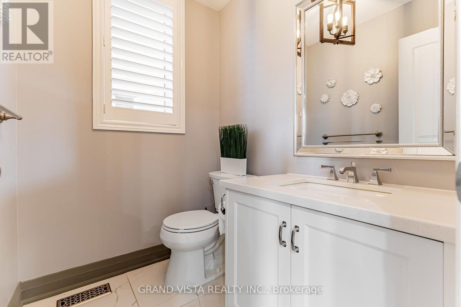 31 ROUTLEDGE DRIVE Image 12