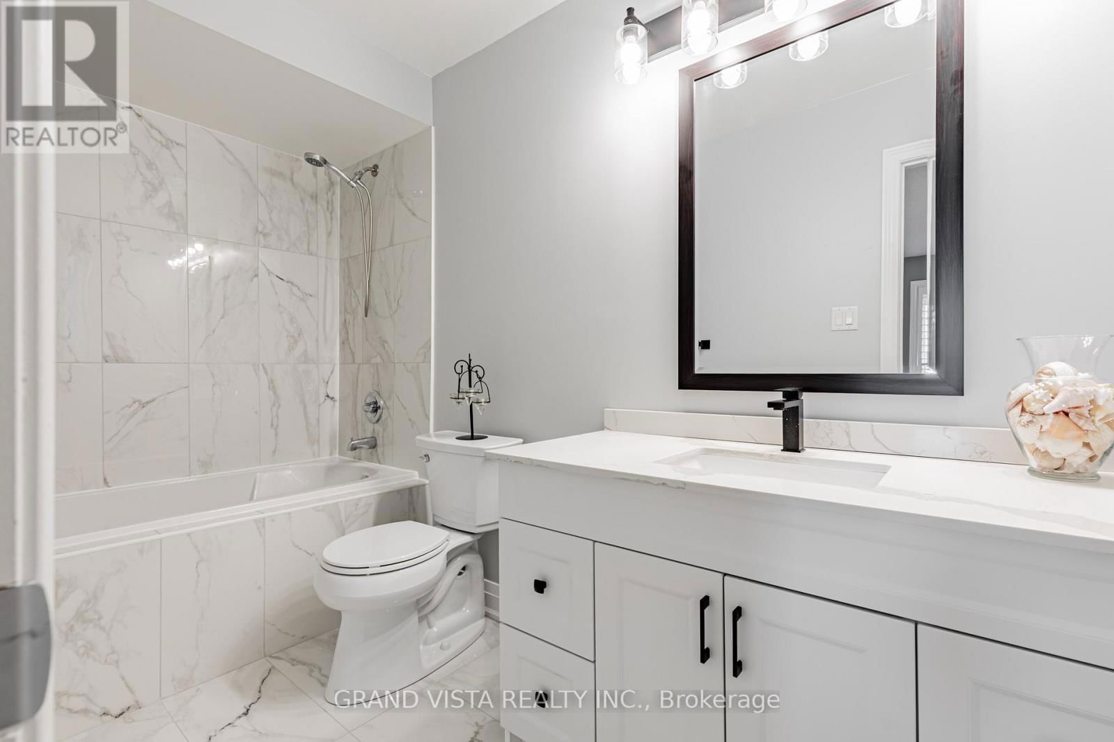 31 ROUTLEDGE DRIVE Image 20