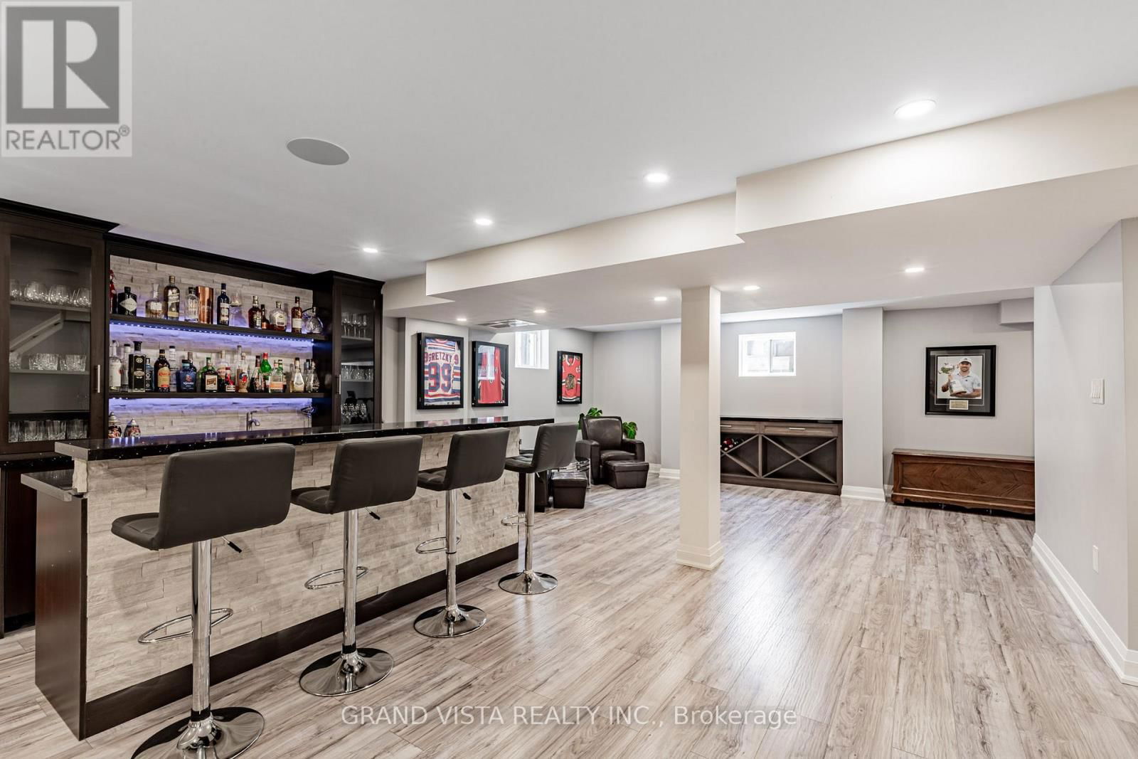 31 ROUTLEDGE DRIVE Image 26