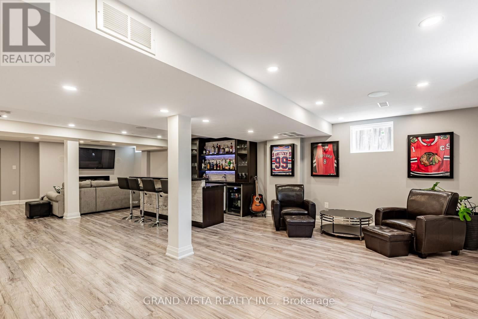 31 ROUTLEDGE DRIVE Image 27
