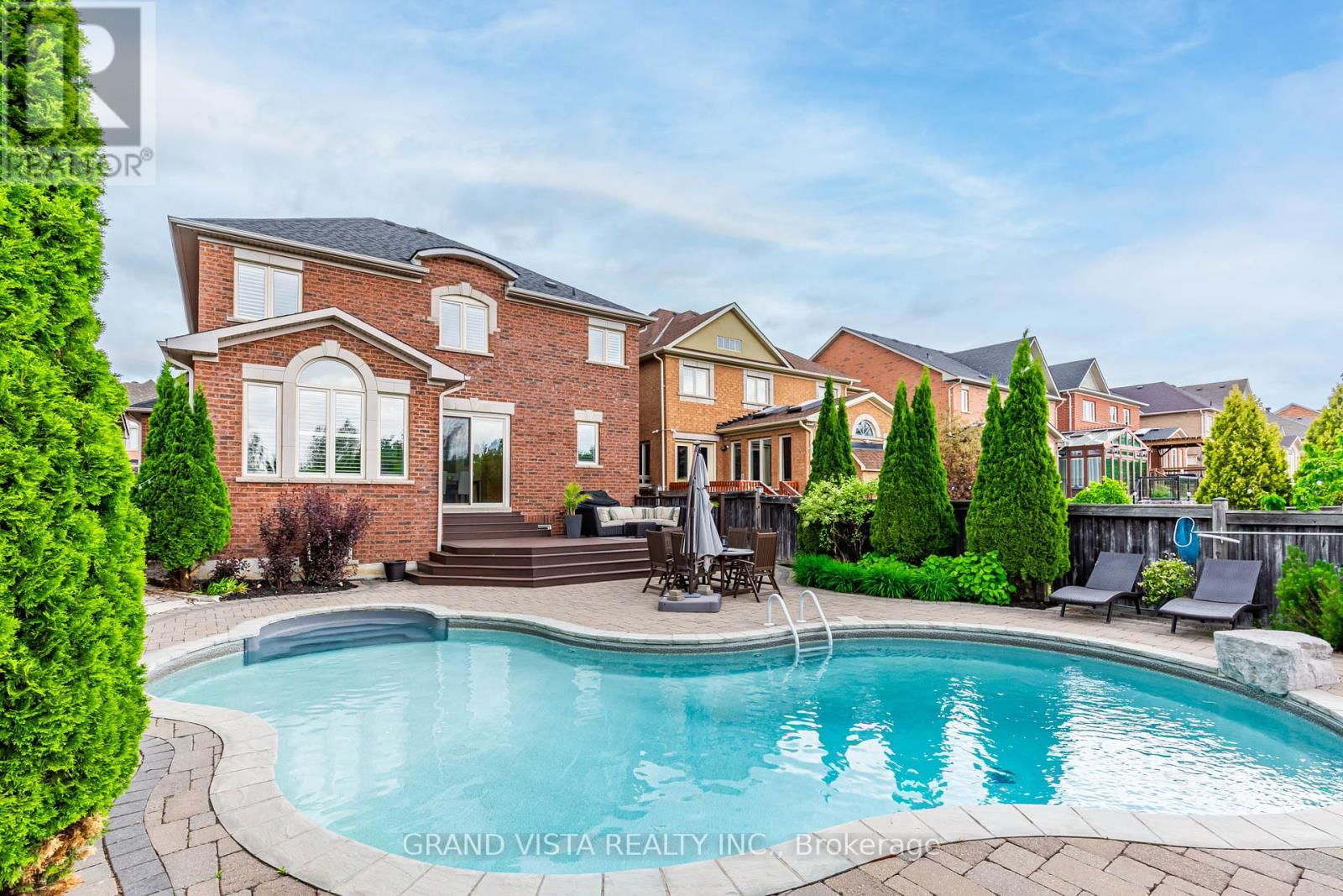31 ROUTLEDGE DRIVE Image 31