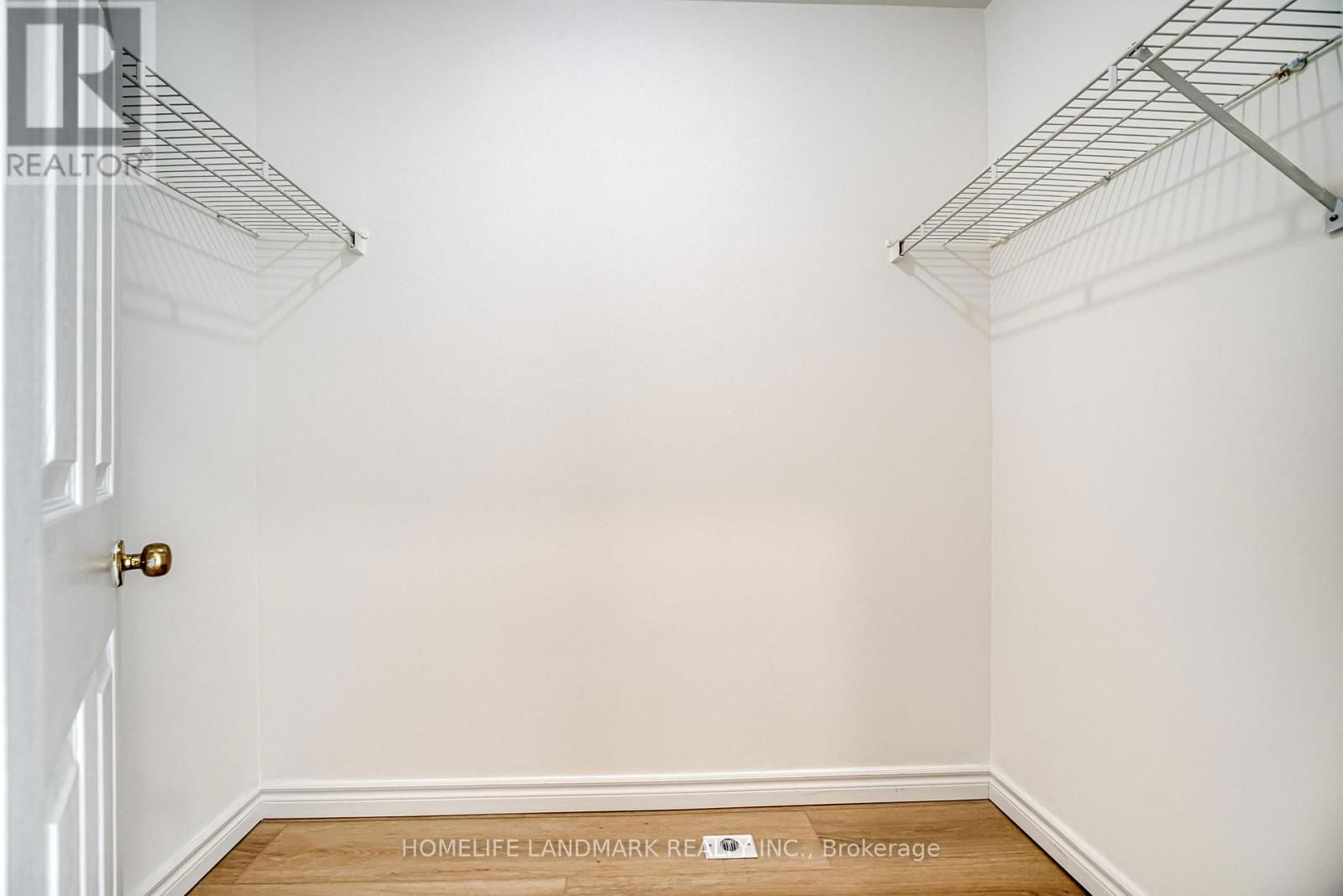 15 - 12 ST MORITZ WAY Image 35