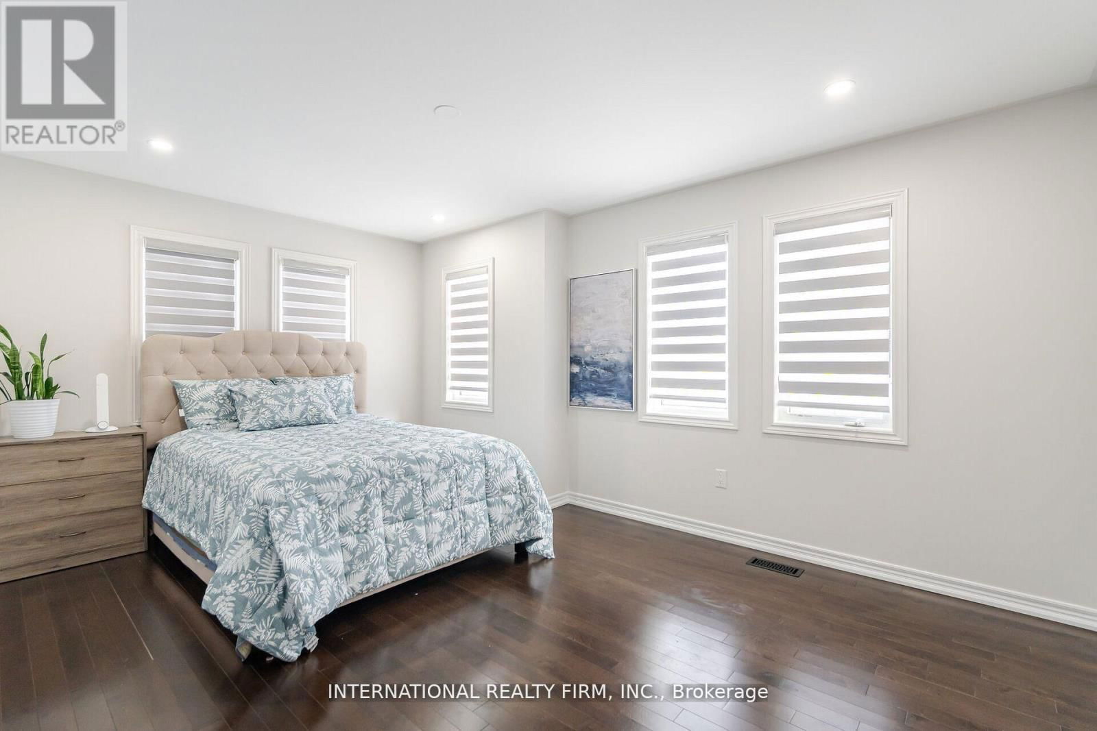 39 LEWIS HONEY DRIVE Image 16