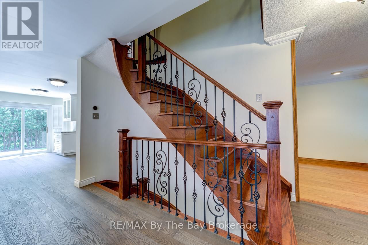 145 OLD SURREY LANE Image 16