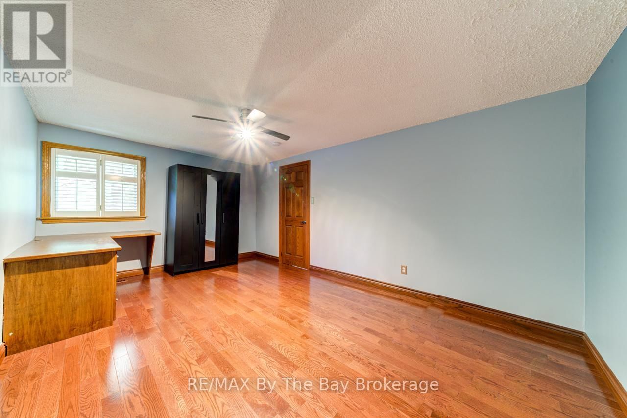 145 OLD SURREY LANE Image 30