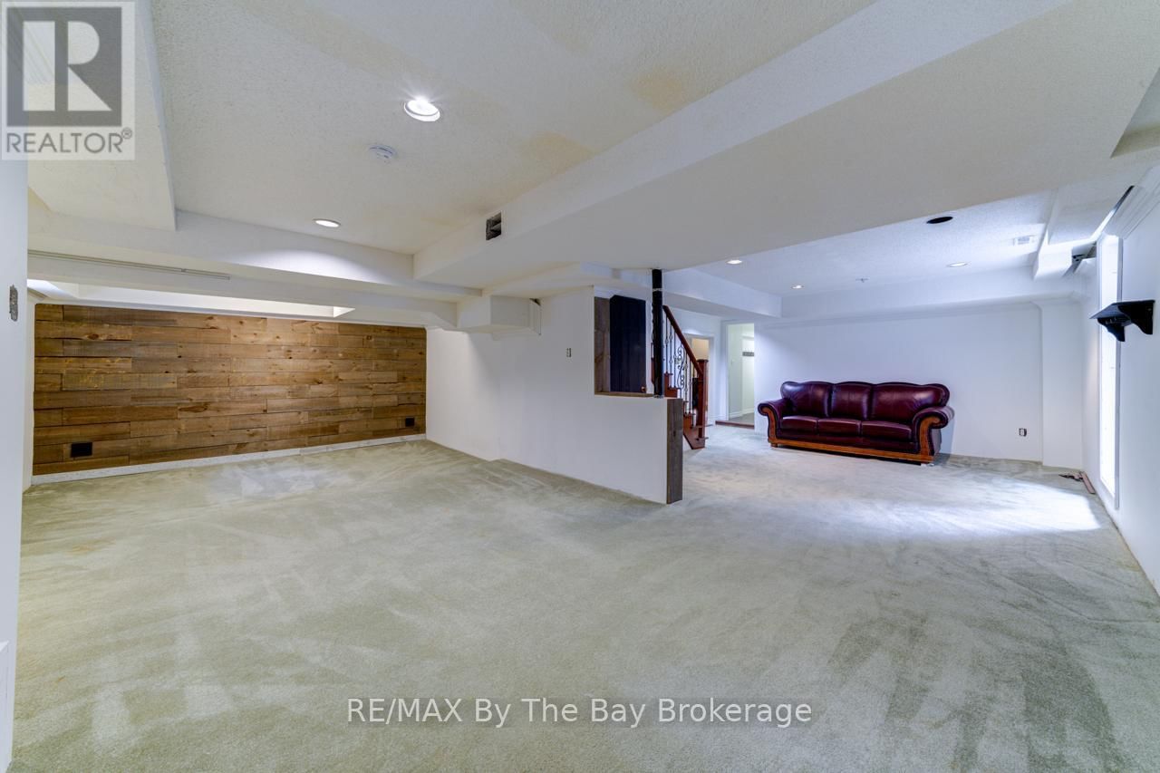 145 OLD SURREY LANE Image 32