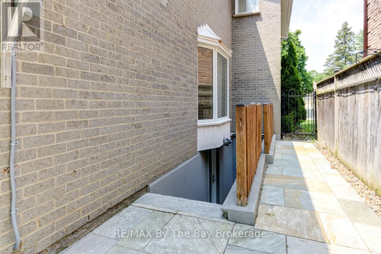 145 OLD SURREY LANE Image 35