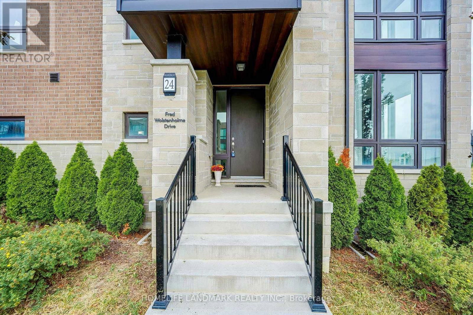 24 FRED WOLSTENHOLME DRIVE Image 2