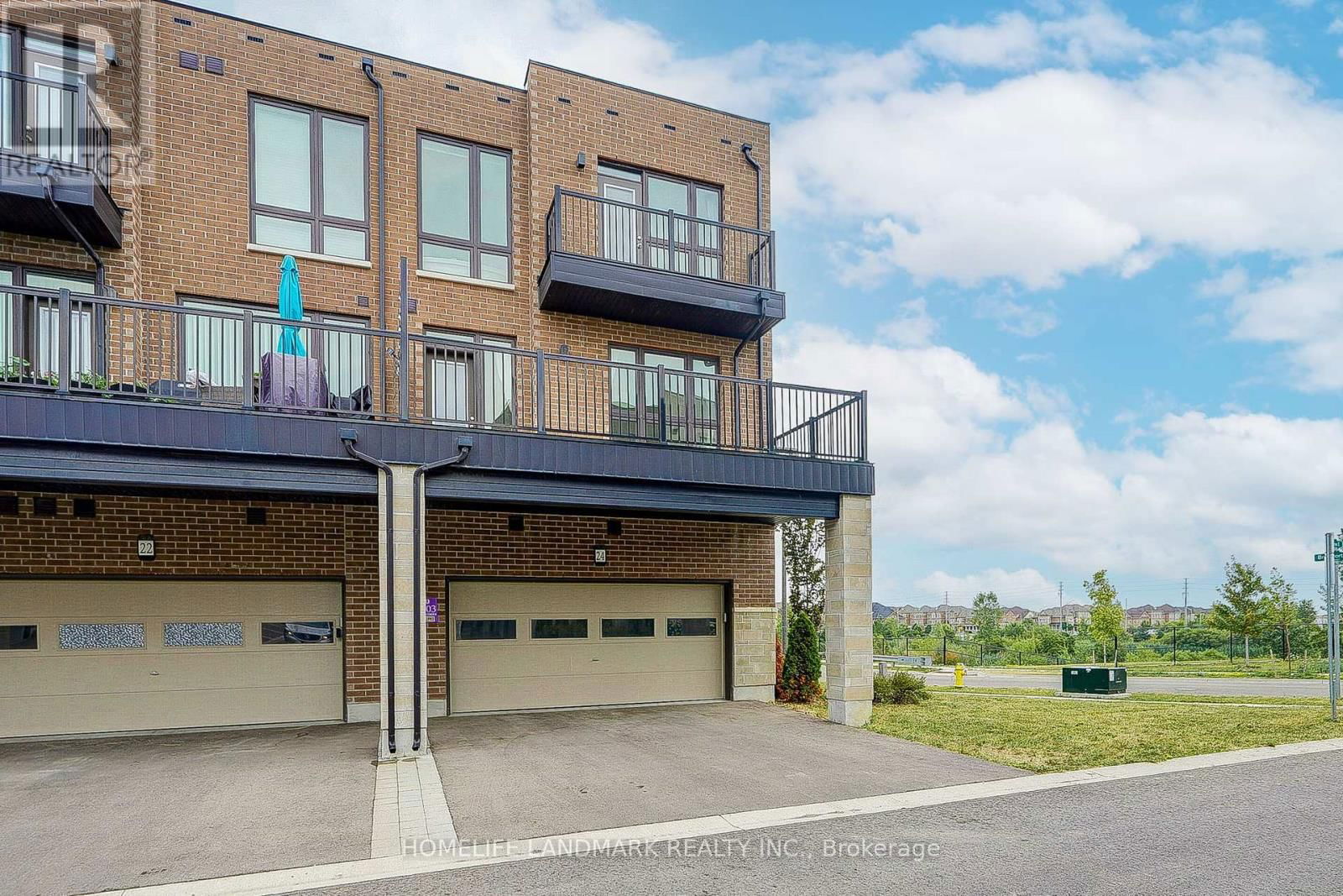 24 FRED WOLSTENHOLME DRIVE Image 45
