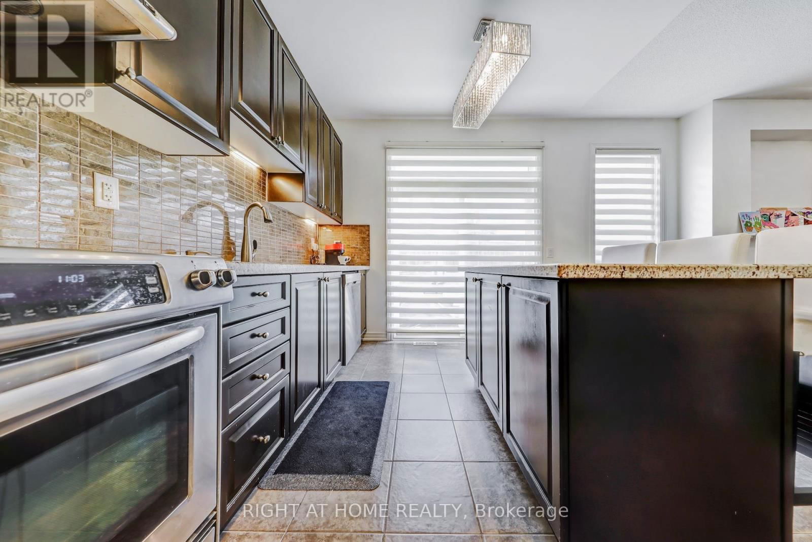 7 LADY GWILLIM AVENUE Image 24