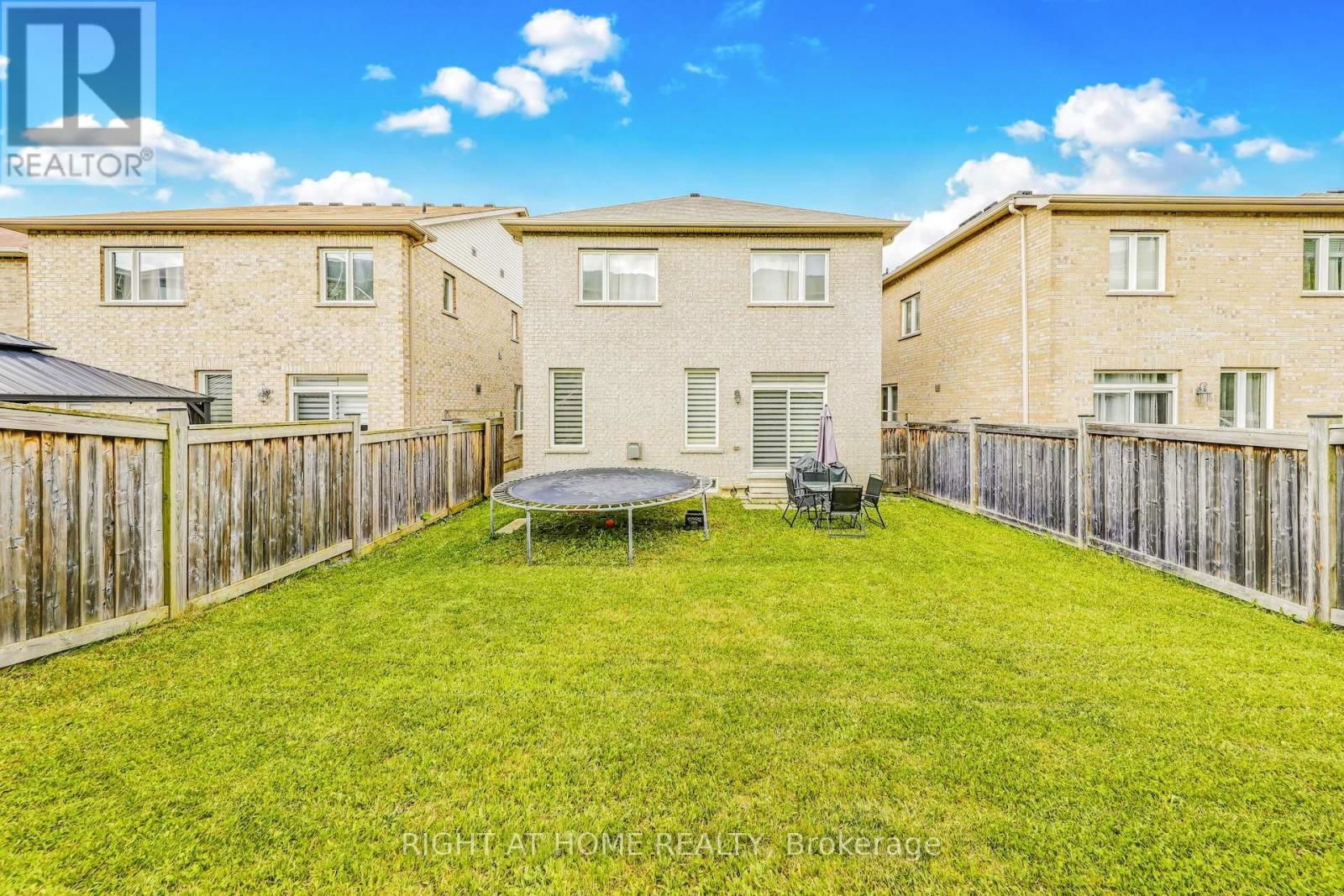 7 LADY GWILLIM AVENUE Image 42