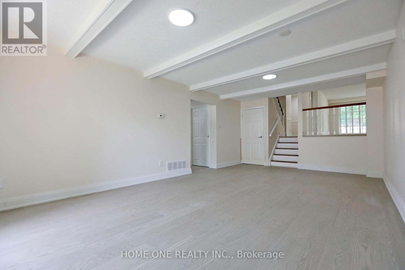 18 SHADY LANE CRESCENT Image 15