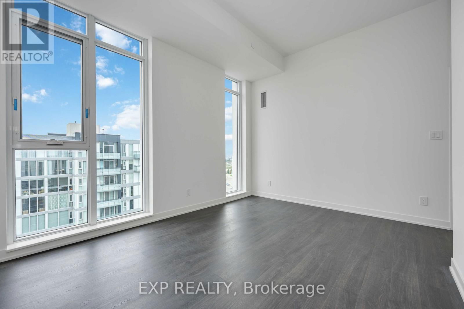 1806 - 8119 BIRCHMOUNT ROAD Image 21