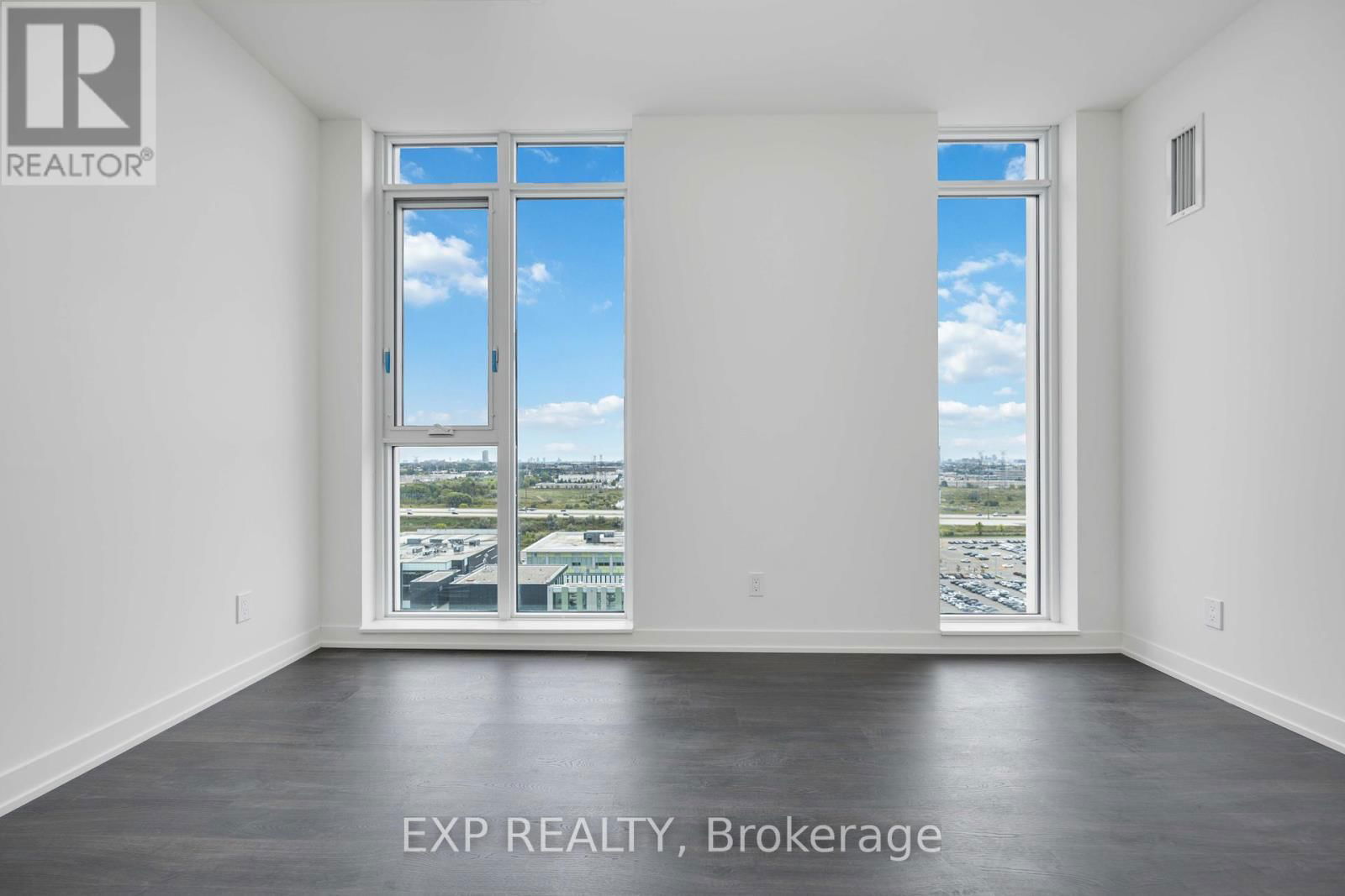 1806 - 8119 BIRCHMOUNT ROAD Image 22